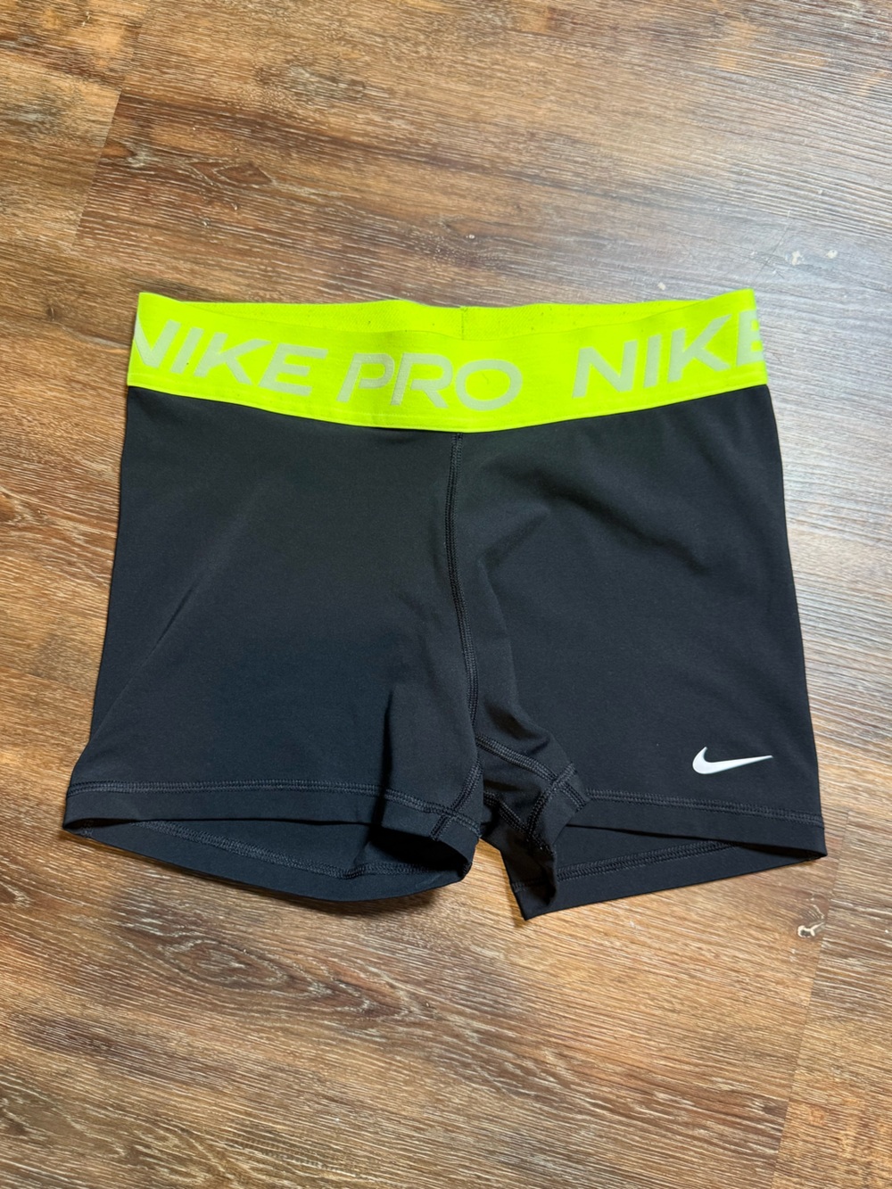 Nike Pro Dri-FIT Compression Shorts Black Volt Green Waistband Women's Medium